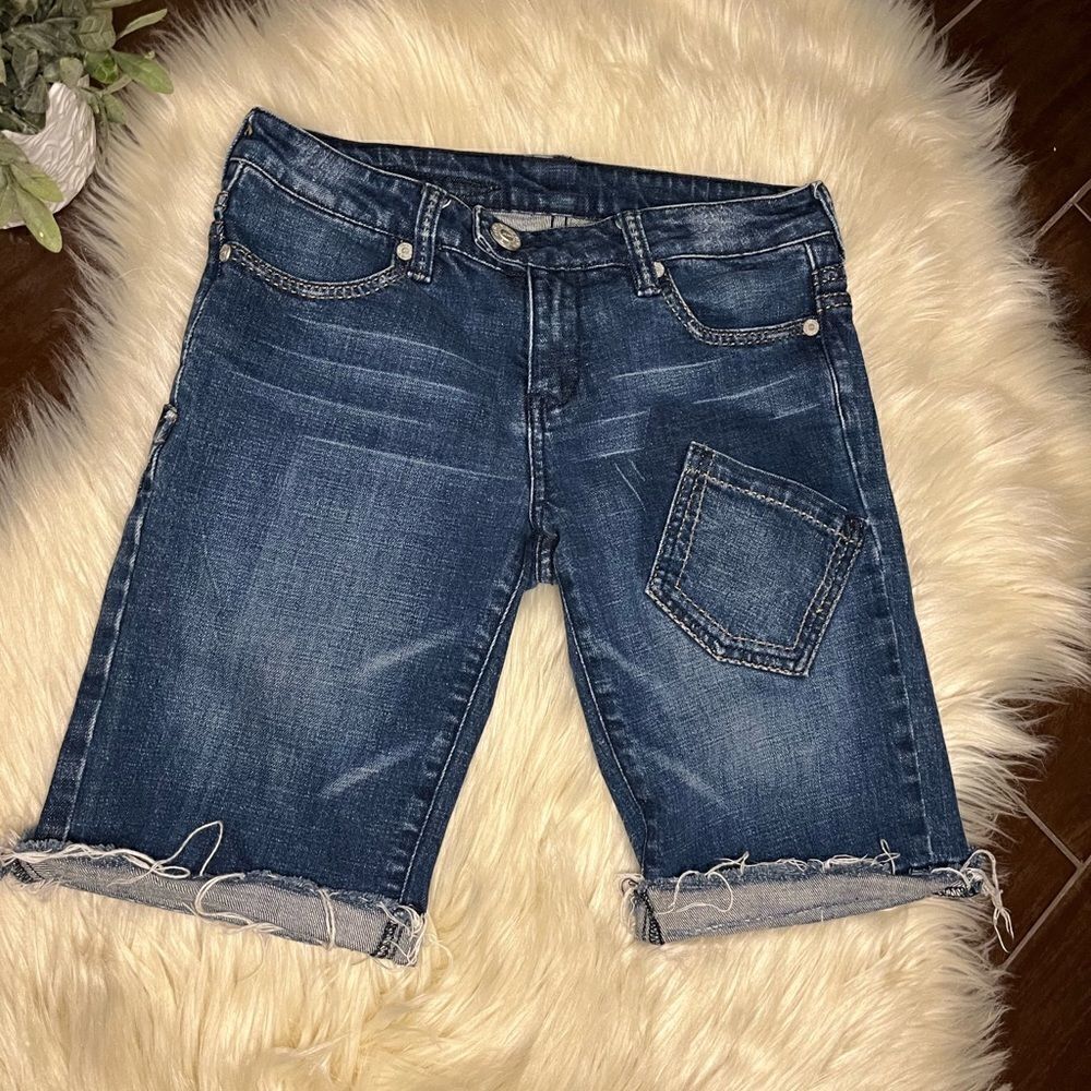 BCBG Sidney skinny shorts sz 28